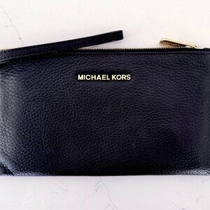 Michael Kors Jet Set Travel Large Pebbled Leather Pouch - Black